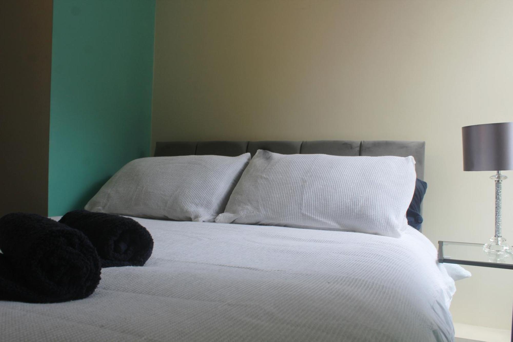 City Heights Apartment Canterbury Ngoại thất bức ảnh